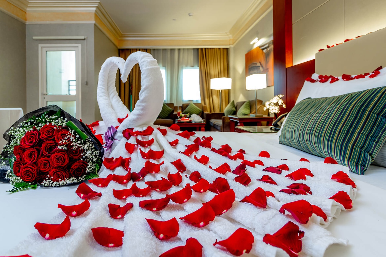 Honeymoon-Bed-Arrangements.jpg